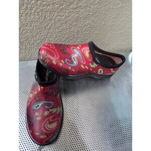 SLOGGERS Garden Clogs Slip-On Women's Size 8 Garden Yardwork Rainwear Paisley